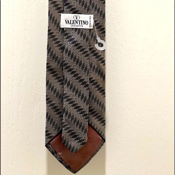 VALENTINO CRAVATTE TIE 100% silk - Picture 1 of 7